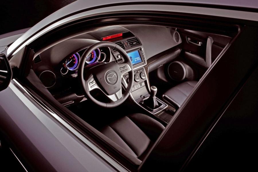  Mazda6 2007 года  (фото 12 из 36)